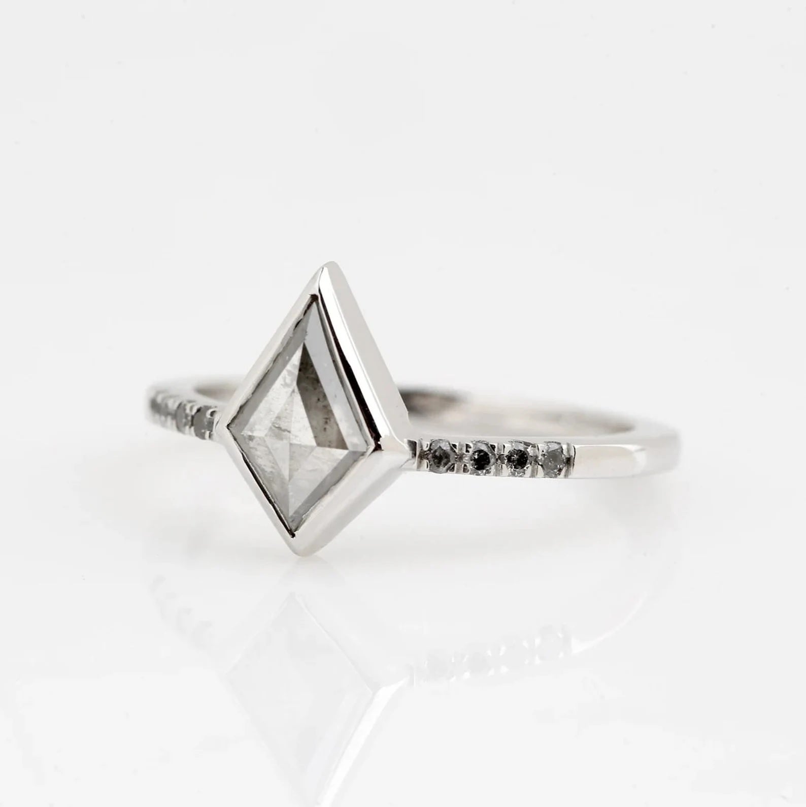Salt and Pepper Diamond Ring, 14K White Gold Engagement Ring, Natural Kite Gray Diamond Bezel Ring, Gift for Her