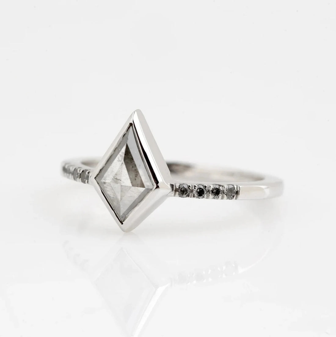 Salt and Pepper Diamond Ring, 14K White Gold Engagement Ring, Natural Kite Gray Diamond Bezel Ring, Gift for Her