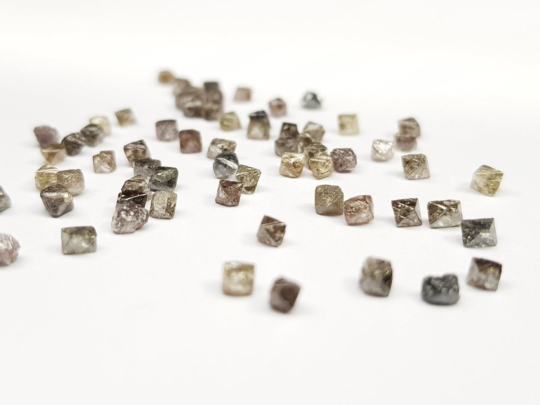 1.05 Carat Lot 1.50 to 2.50 MM Natural Crystal Brown Loose Rough Diamonds