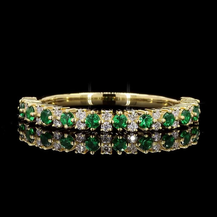 White Diamond Band, Natural Green Round Diamond 14k Gold Ring, Gift for Women