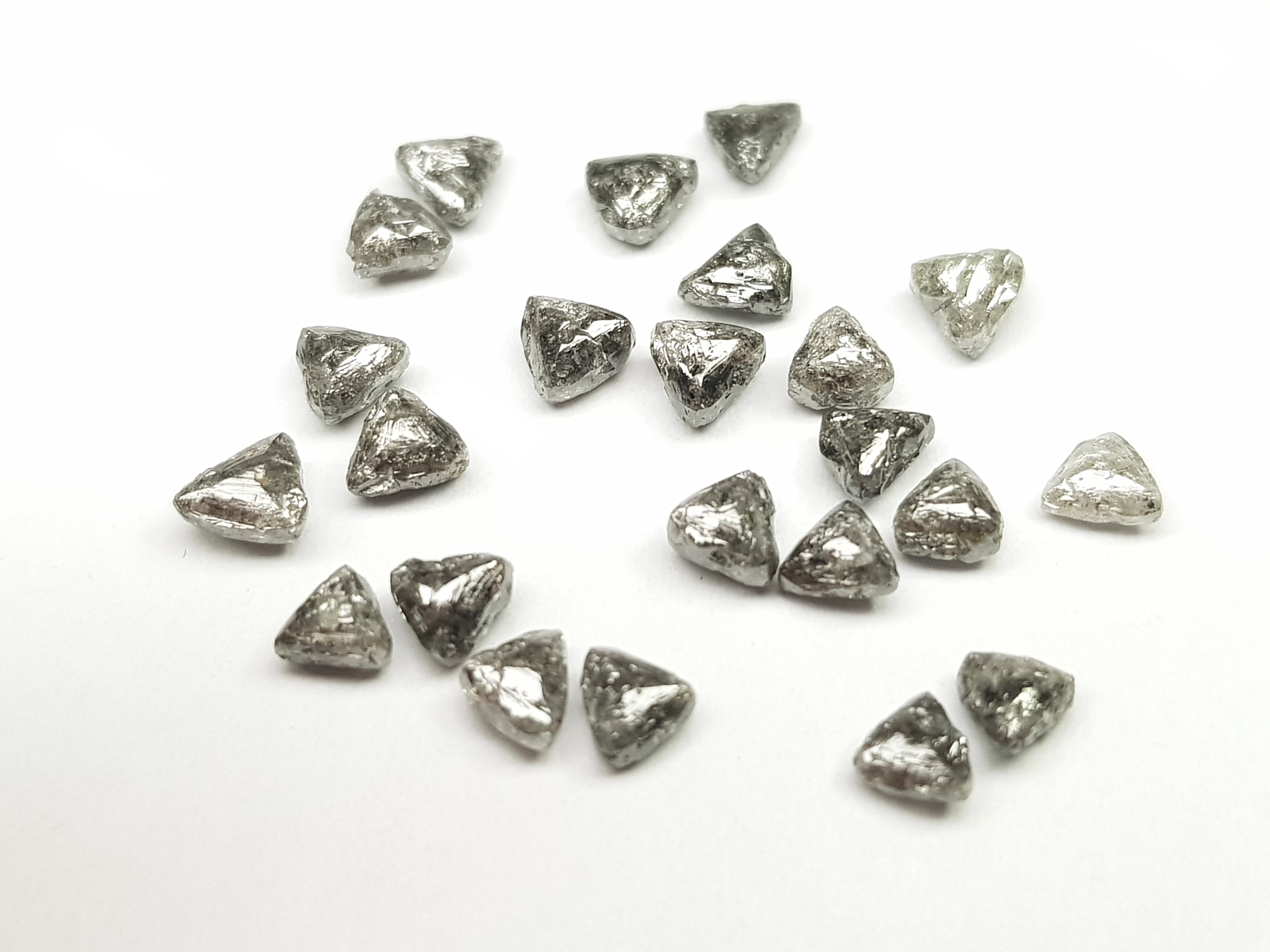 Salt And Pepper Diamond 2.05 Ct 3.00-4.00 MM Triangle Rough Loose Diamond For Engagement & Wedding Ring