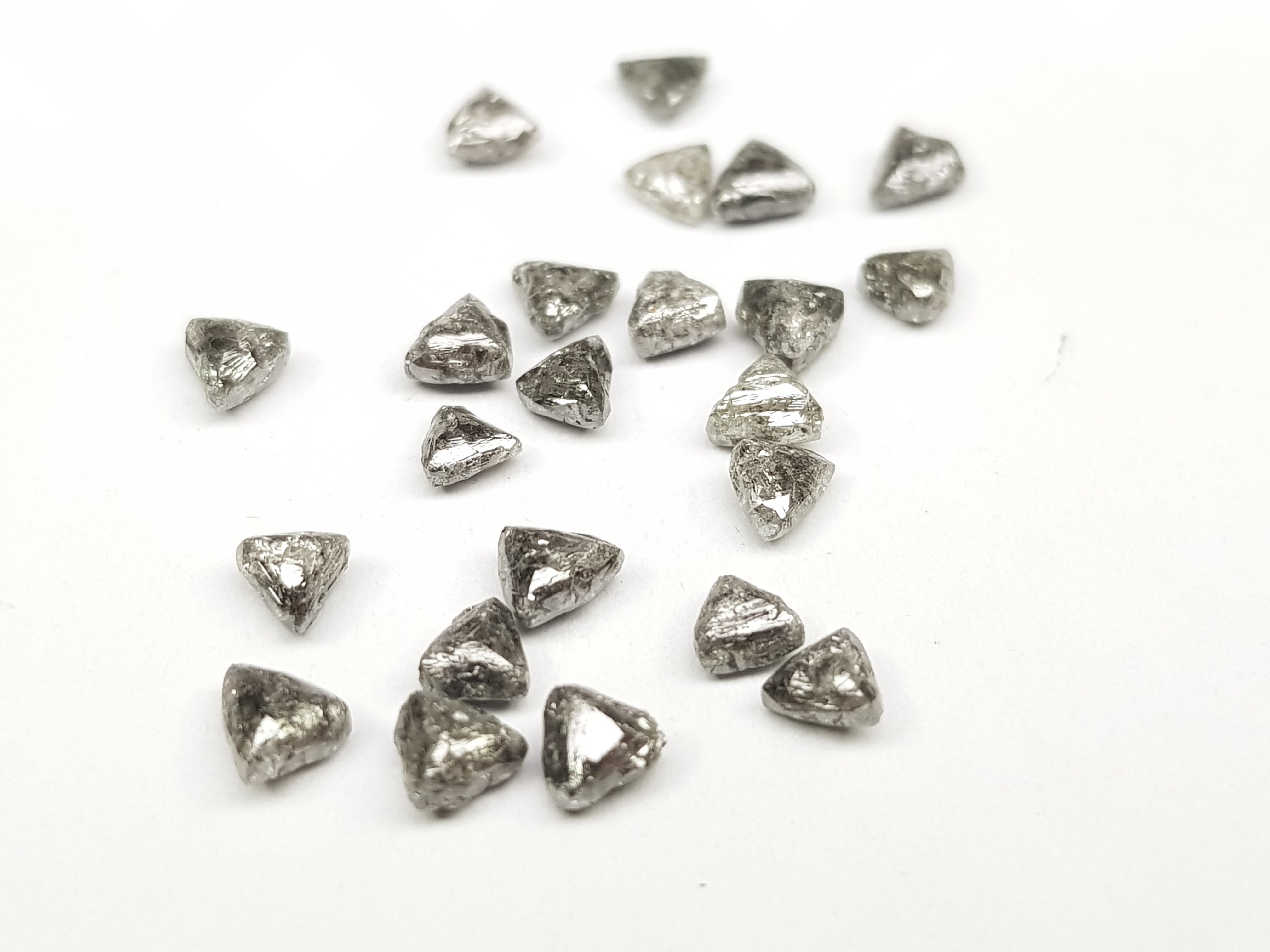 Salt And Pepper Diamond 2.05 Ct 3.00-4.00 MM Triangle Rough Loose Diamond For Engagement & Wedding Ring