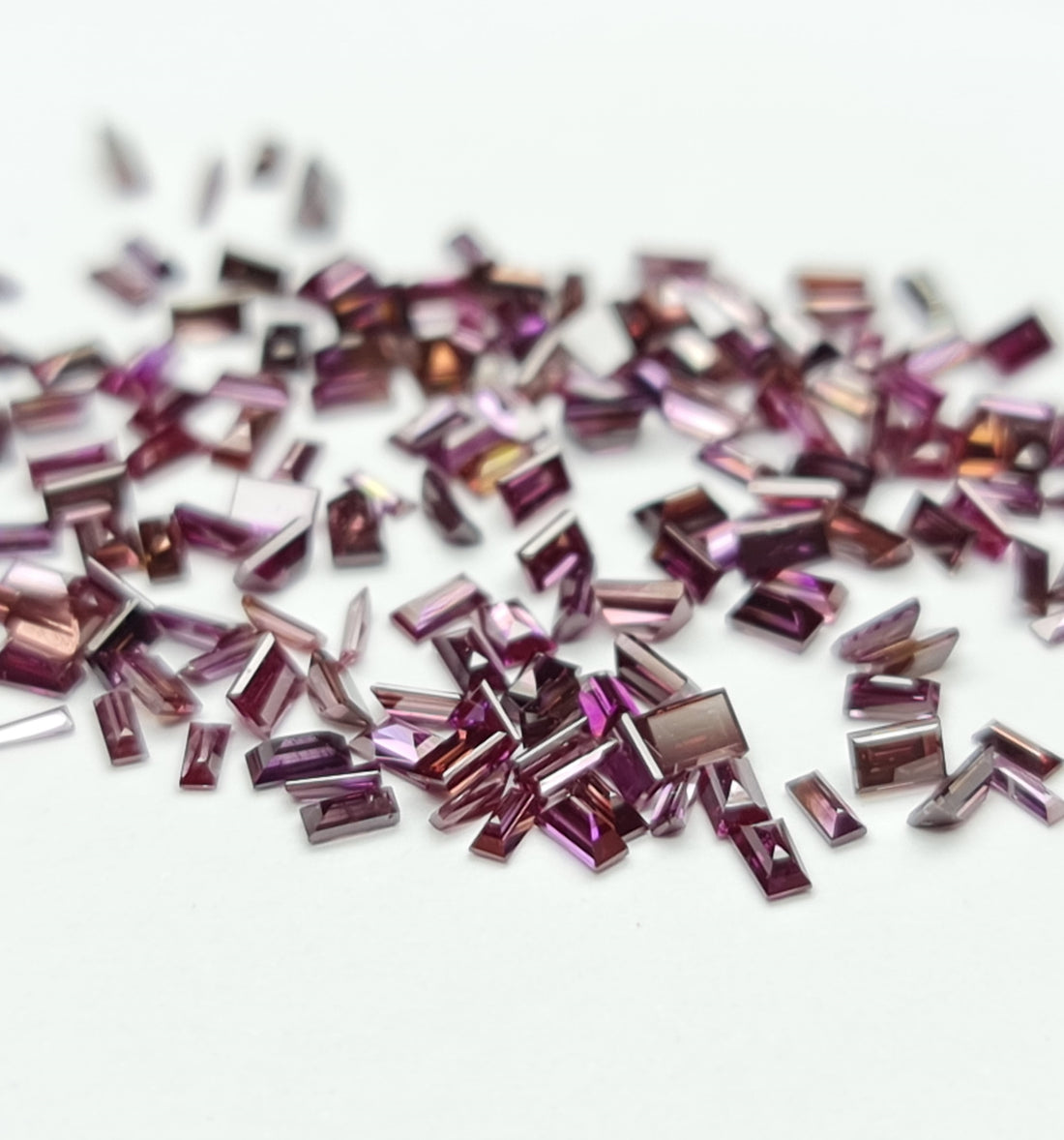 1.00 ct 1.50-2.00 MM Natural Pink Color Baguette Loose Diamond for Jewelry
