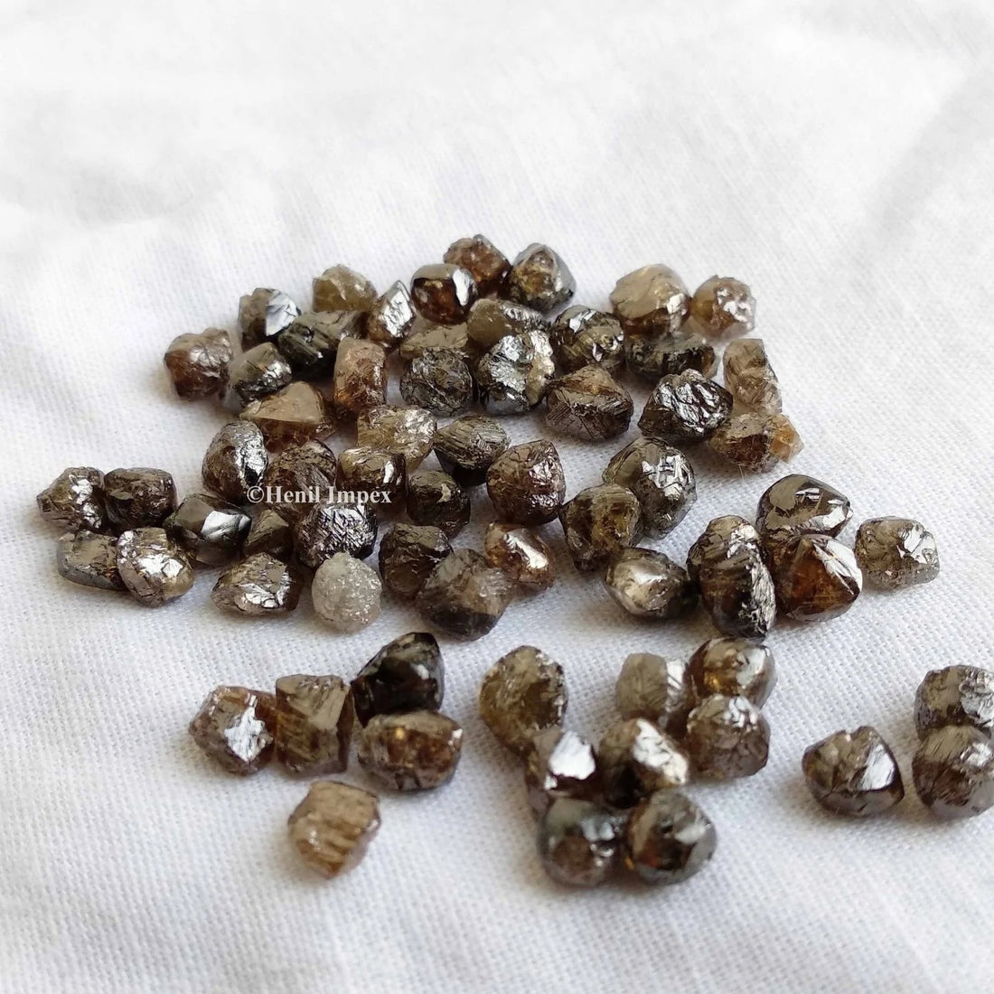 5.00 Ct 3.00-4.50 MM Natural Brown Color Raw Rough Loose Diamond for Jewelry