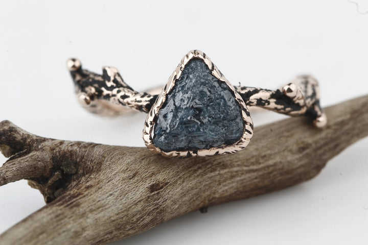 Rough Diamond Ring 14K Gold Engagement Ring, Natural Blue Trillion Diamond Ring, Gift for Her