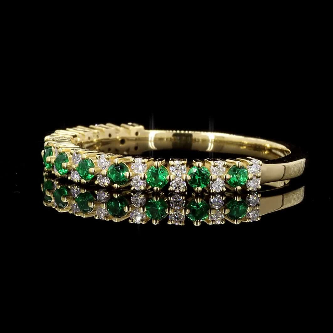 White Diamond Band, Natural Green Round Diamond 14k Gold Ring, Gift for Women