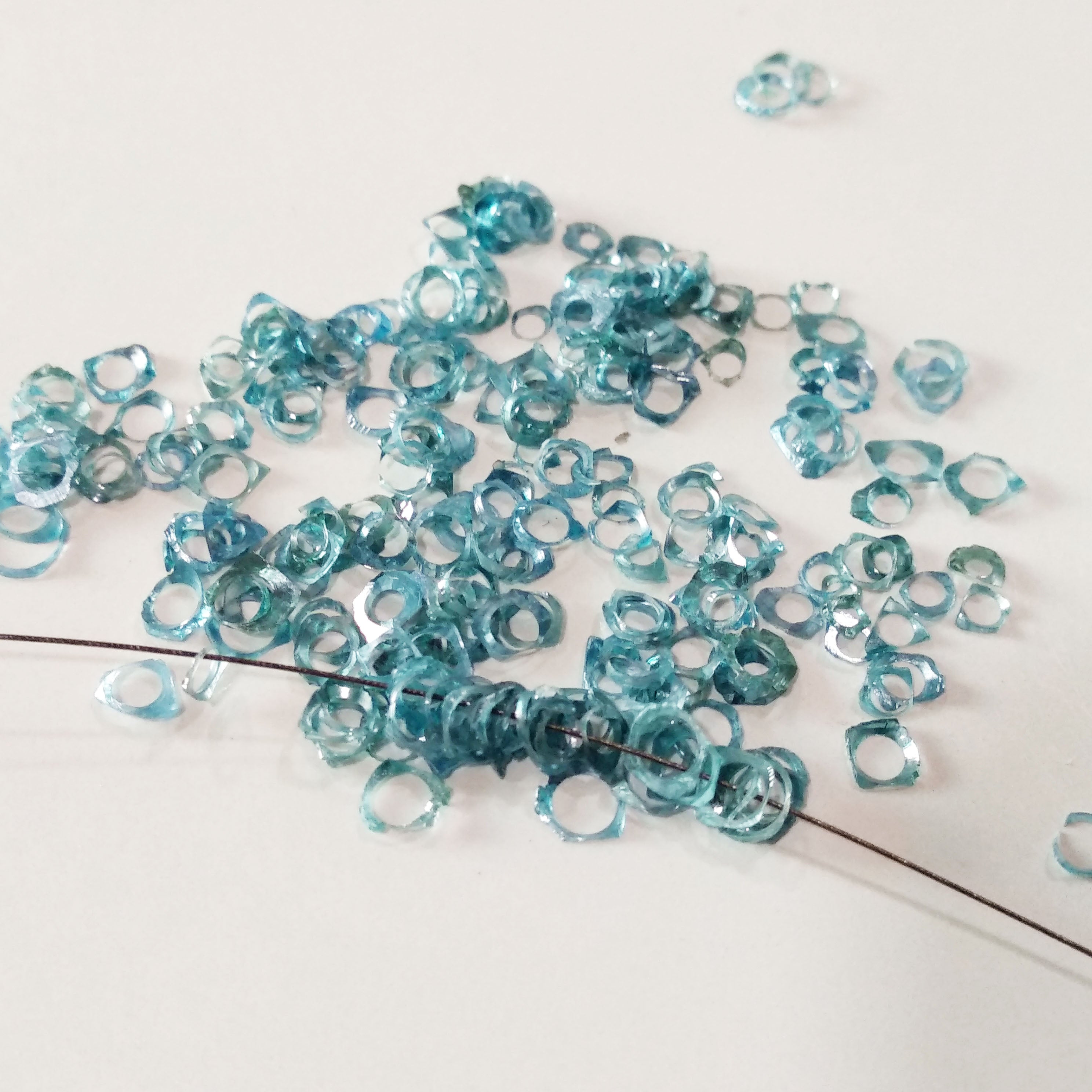 2.00 Cts Blue Rough Diamond, Gorgeous Natural Bangle Cut Raw Uncut Loose Diamond