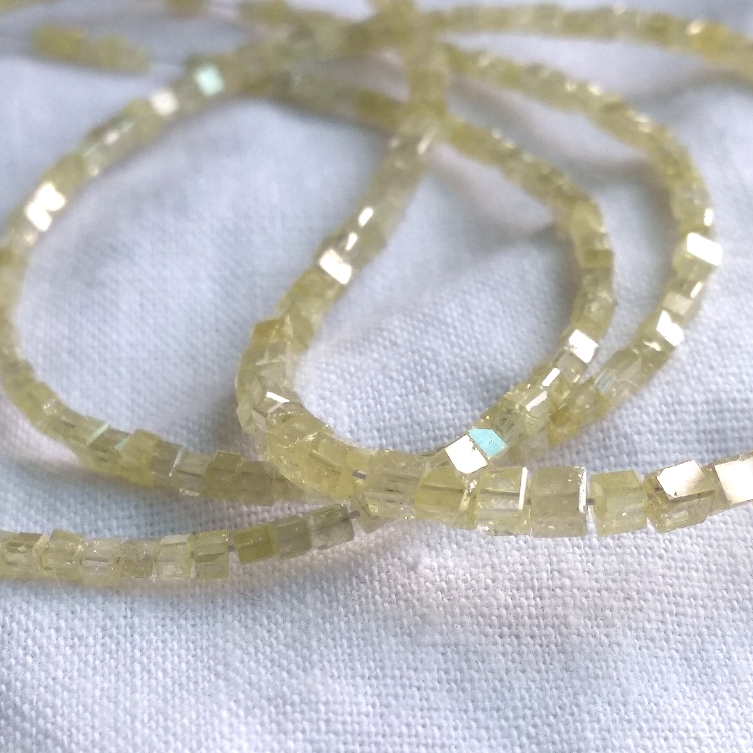 8.00 Ct 1.50 to 2.00 MM Natural Light Yellow Cube Polished Loose Diamond Beads 7" Bracelet with Silver Clasp
