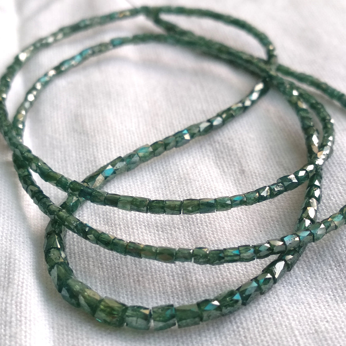 7.00 Ct 1.50-2.00 MM Natural Blue Polished Pipe Tube Loose Diamonds Beads Bracelet wt Silver Clasp