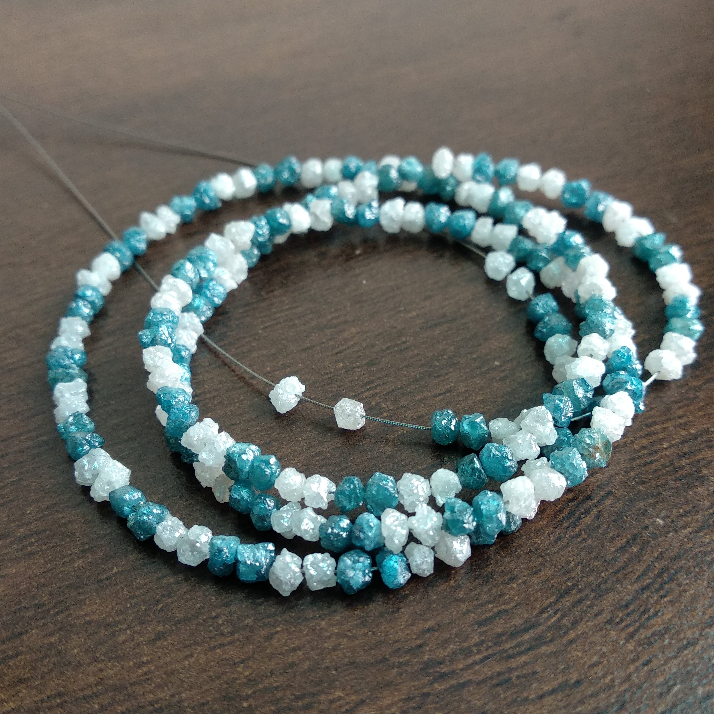 20 ct natural blue & white rough uncut loose diamond beads 16" strand chain wt silver clasp