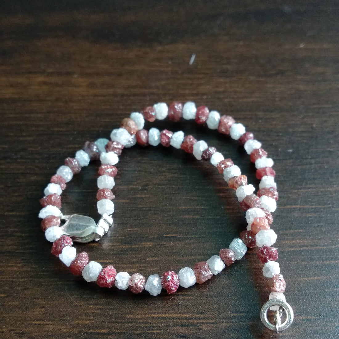 11+ ct Natural White & Red Color Rough Diamond Beads 6.50 Inch Bracelet / Strand wt Silver Clasp