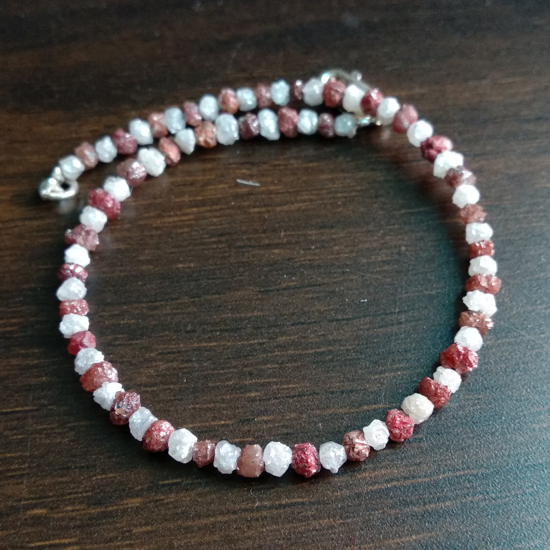 11+ ct Natural White & Red Color Rough Diamond Beads 6.50 Inch Bracelet / Strand wt Silver Clasp