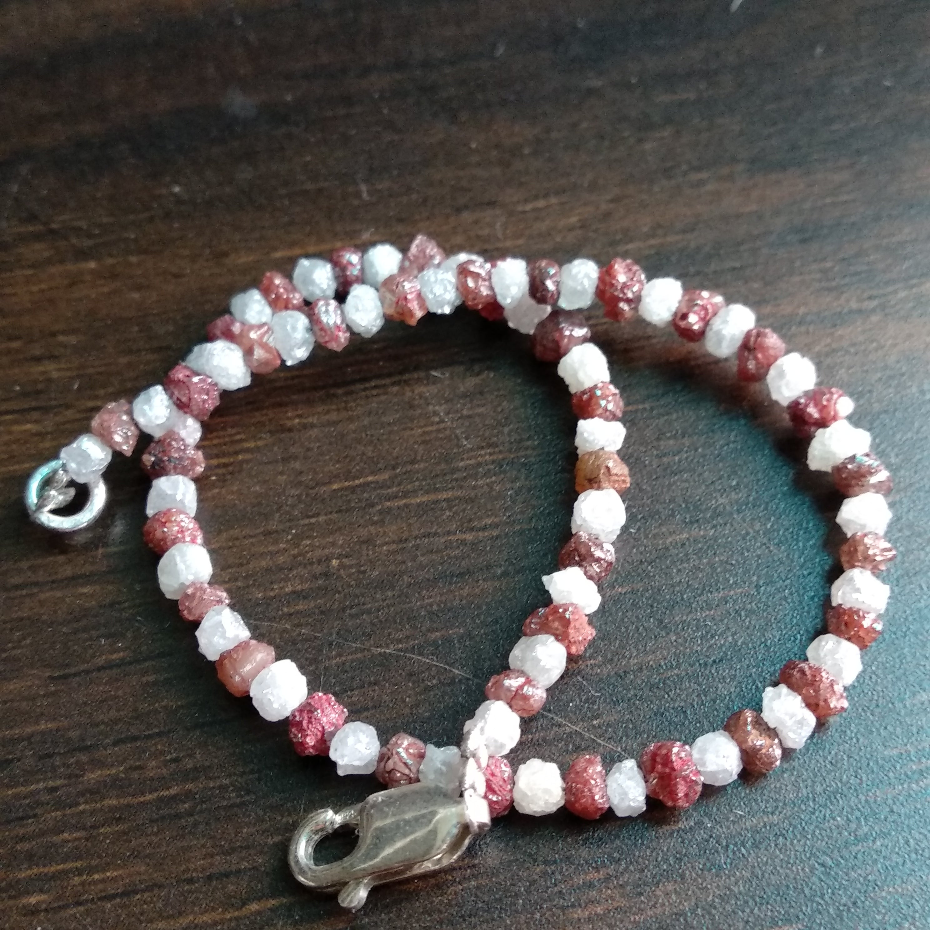 11+ ct Natural White & Red Color Rough Diamond Beads 6.50 Inch Bracelet / Strand wt Silver Clasp