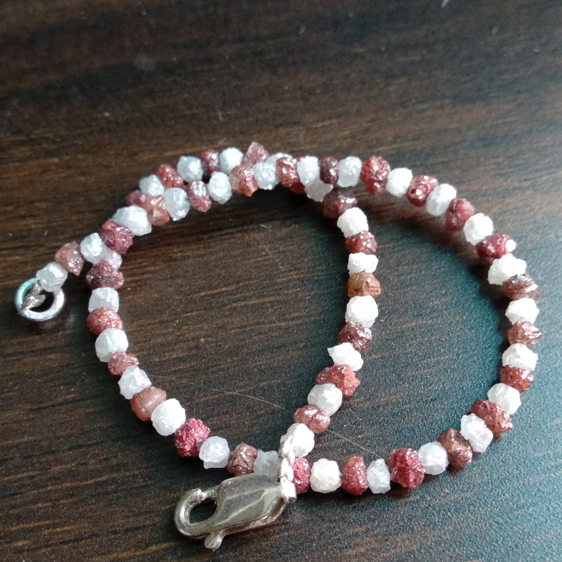 11+ ct Natural White & Red Color Rough Diamond Beads 6.50 Inch Bracelet / Strand wt Silver Clasp