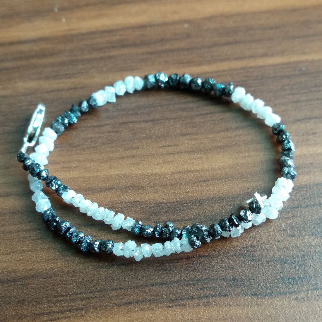 8.00 Ct Natural White Black Raw Rough Loose Diamonds Beads 6.50" Bracelet wt Silver Clasp