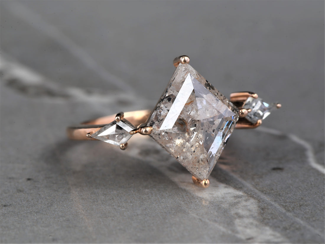 Salt and Pepper Diamond Ring, 14K Gold Anniversary Ring, Natural Gray Kite Diamond Ring, Gift for Her