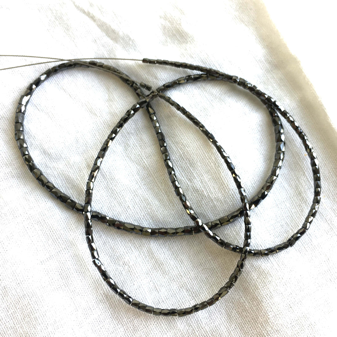 7.00 Ct 1.50-2.00 MM Natural Black Polished Pipe Tube Loose Diamonds Beads Bracelet wt Silver Clasp