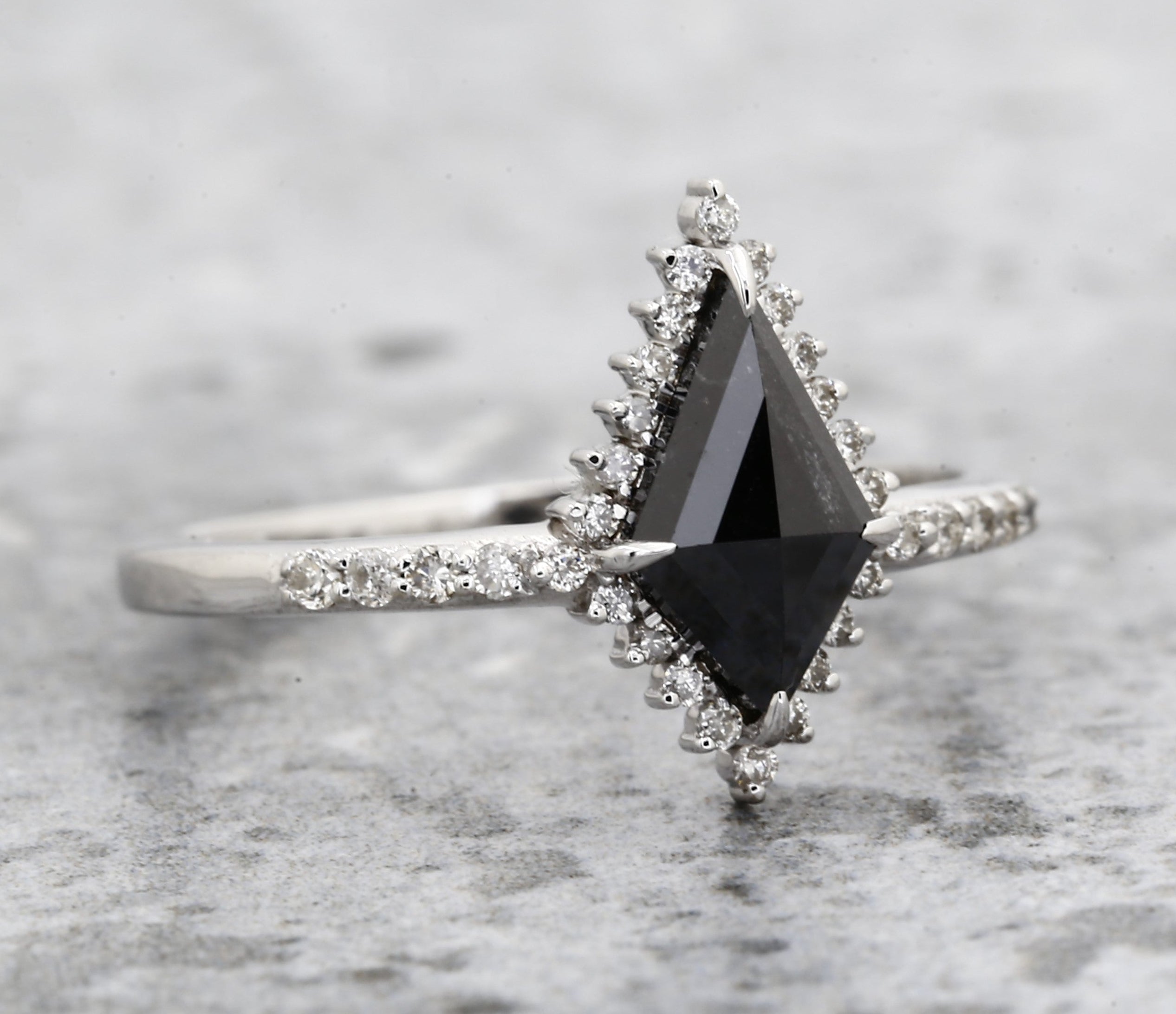 Kite Diamond Ring 14K Gold Anniversary Ring, Natural Black Diamond Engagement Ring, Gift for Her