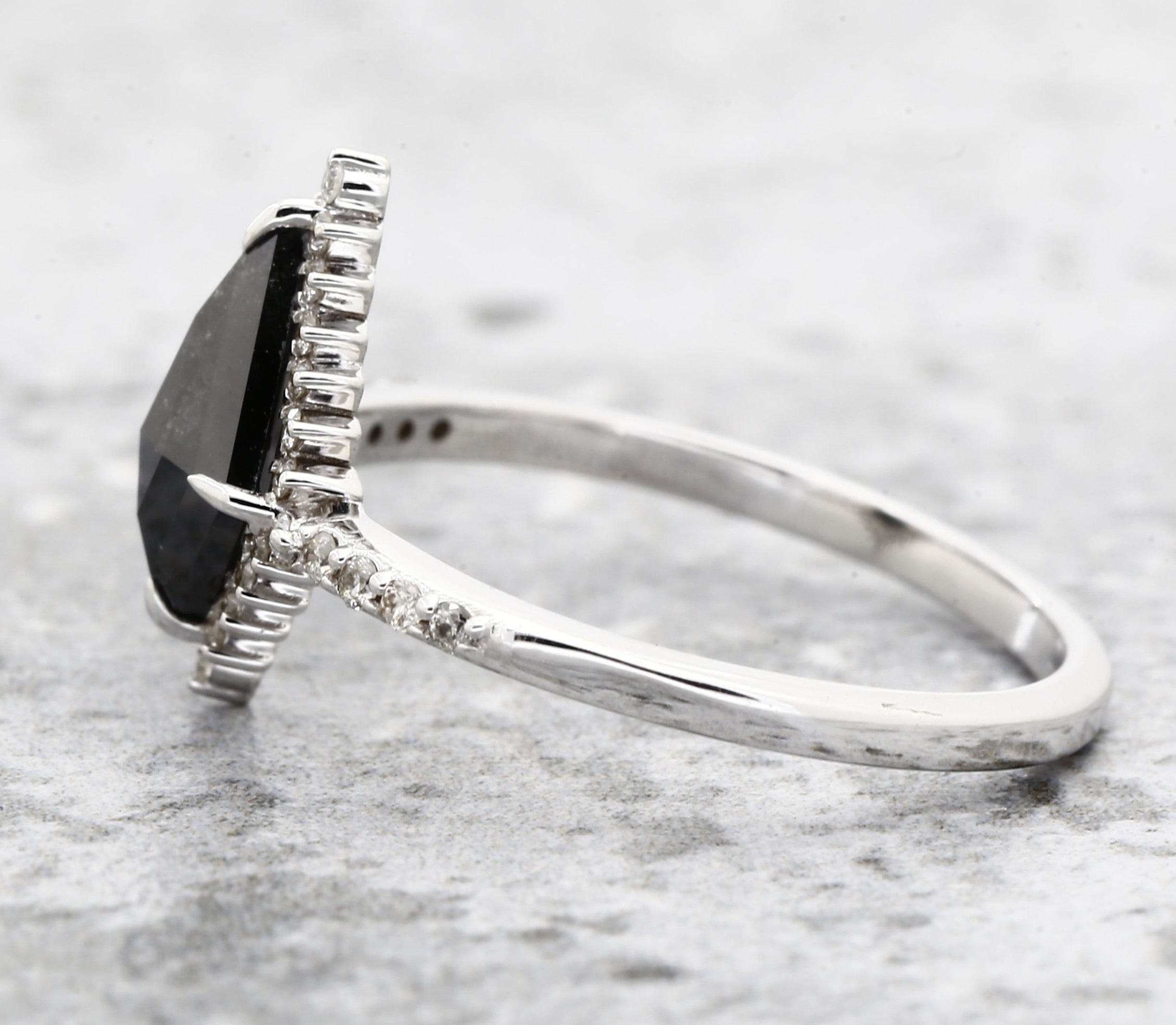 Kite Diamond Ring 14K Gold Anniversary Ring, Natural Black Diamond Engagement Ring, Gift for Her