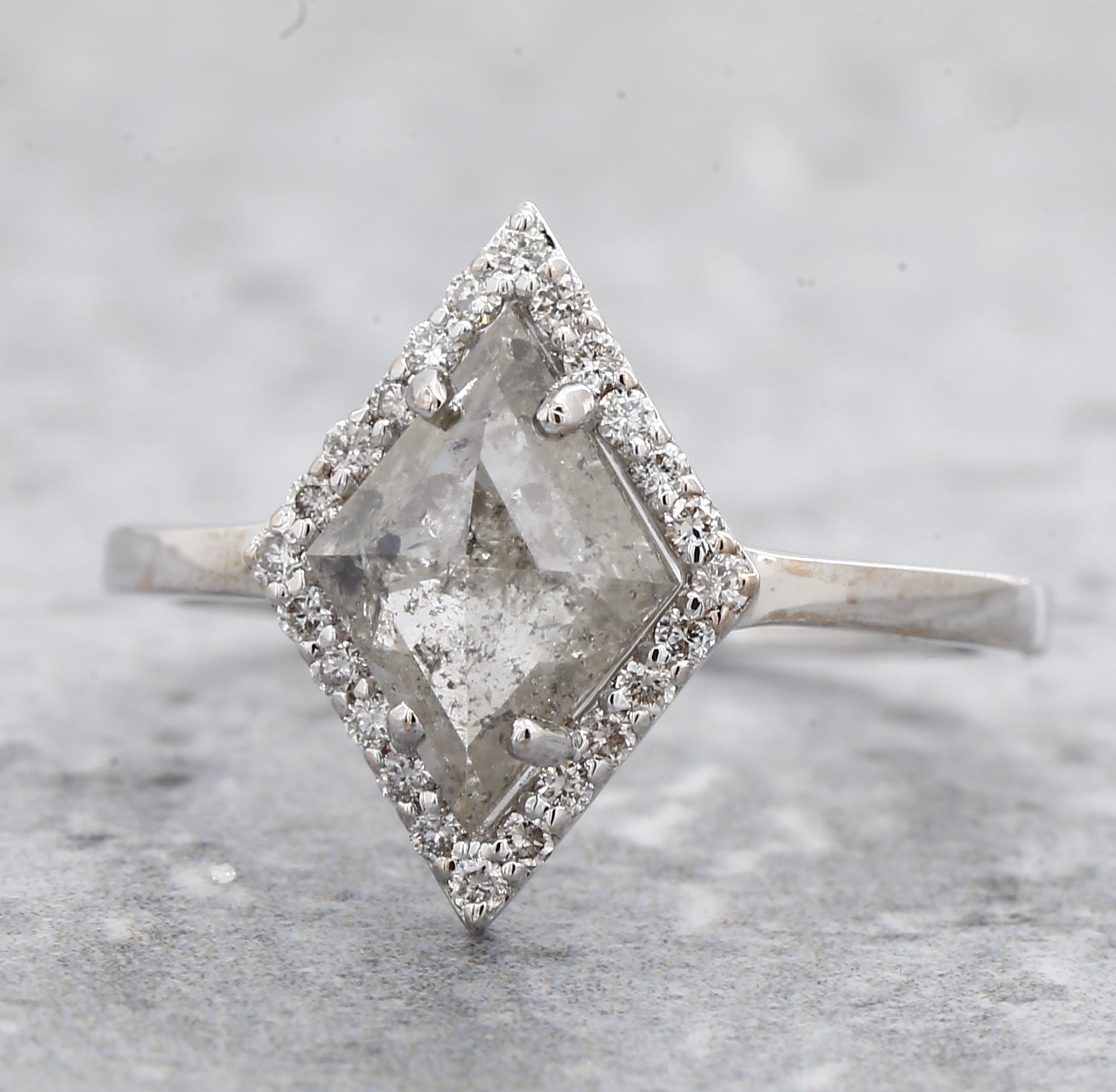 2.07 Ct Salt and Pepper Diamond Ring, 14K Gold Engagement Ring, Natural Gray Shiled Diamond Halo Ring, Gift for Her