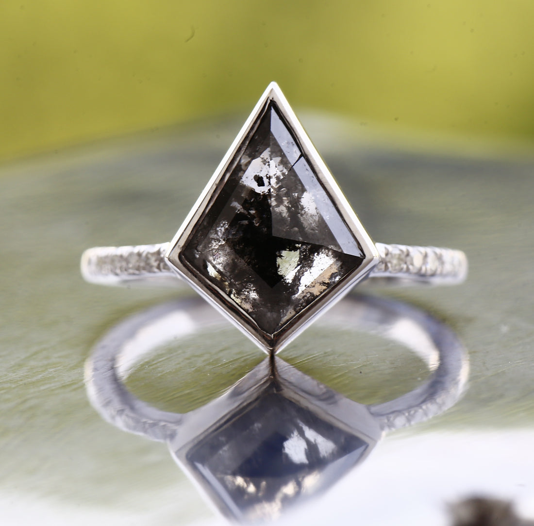 2.32 Ct Salt and Pepper Diamond Ring, 14K Gold Anniversary Ring, Natural Gray Kite Diamond Ring, Gift for Her