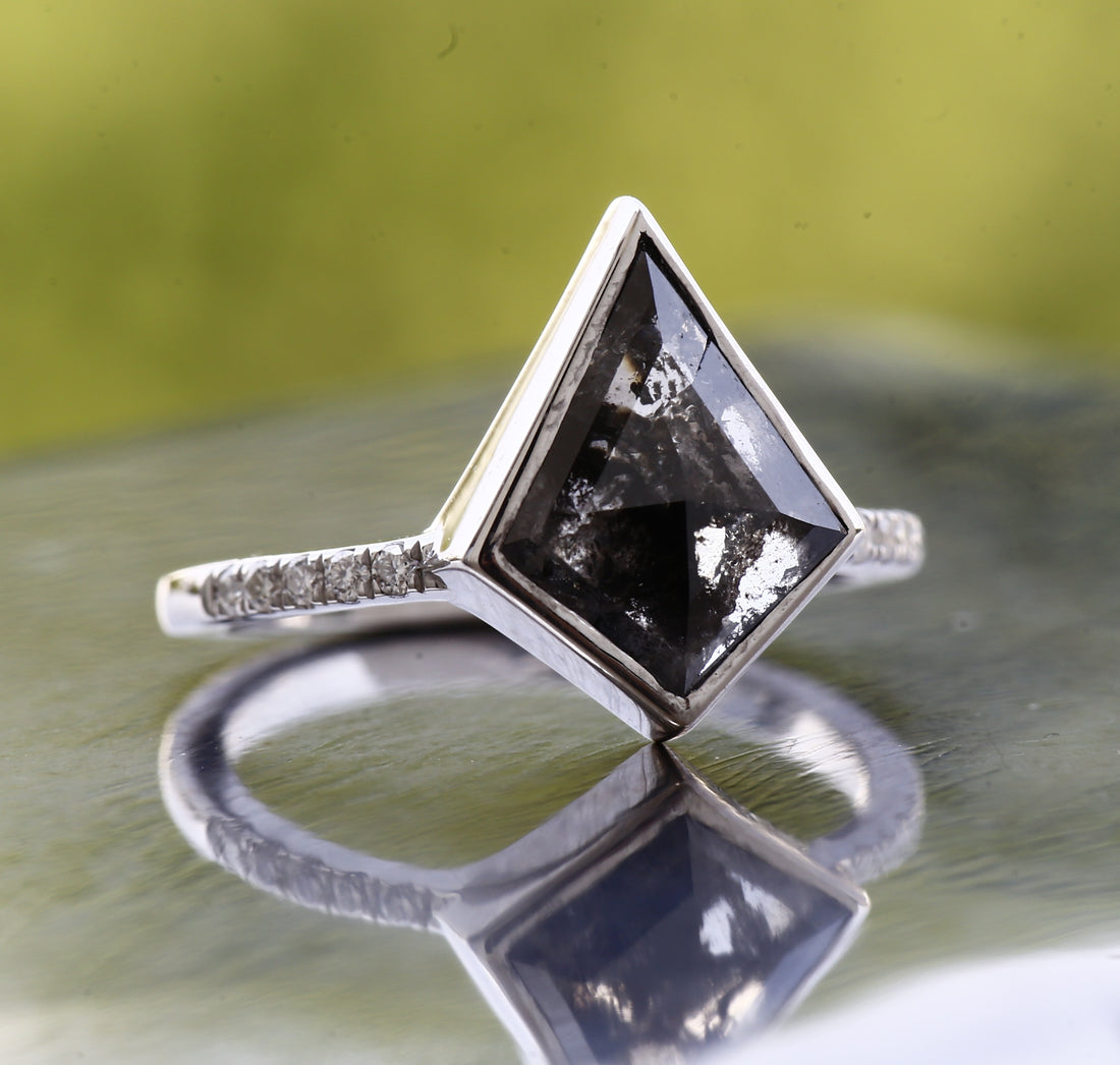2.32 Ct Salt and Pepper Diamond Ring, 14K Gold Anniversary Ring, Natural Gray Kite Diamond Ring, Gift for Her
