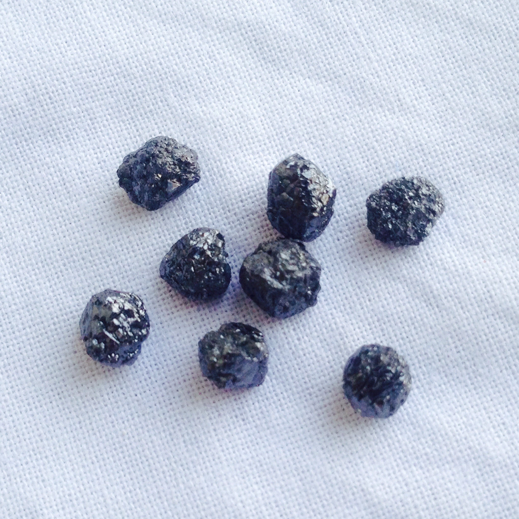 Natural Jet Black Raw Uncut Rough Loose Diamonds 4.00 to 5.00 MM Size Conflict Free Earth Mind 5.00 Carat Lot