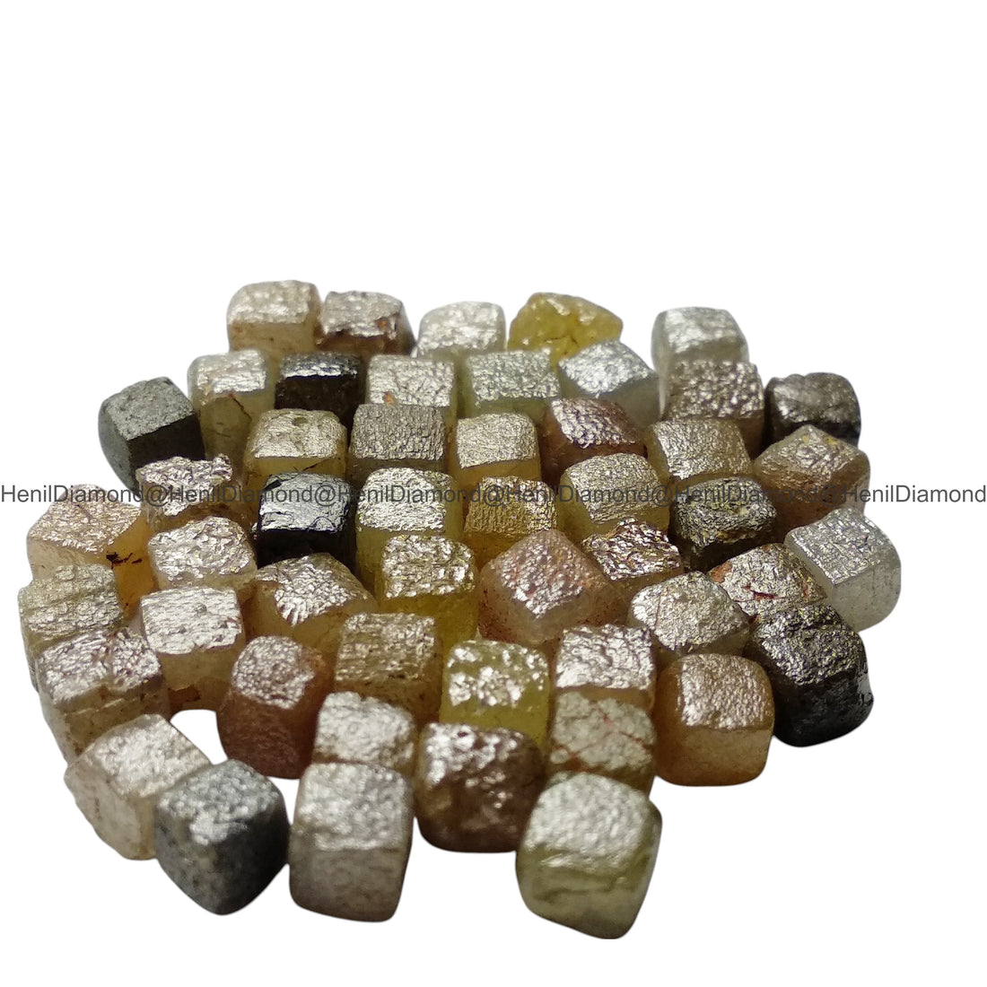 1.05 Ct 1.00-1.50 MM Natural Mix Color Cube Rough Loose Diamond for Jewelry