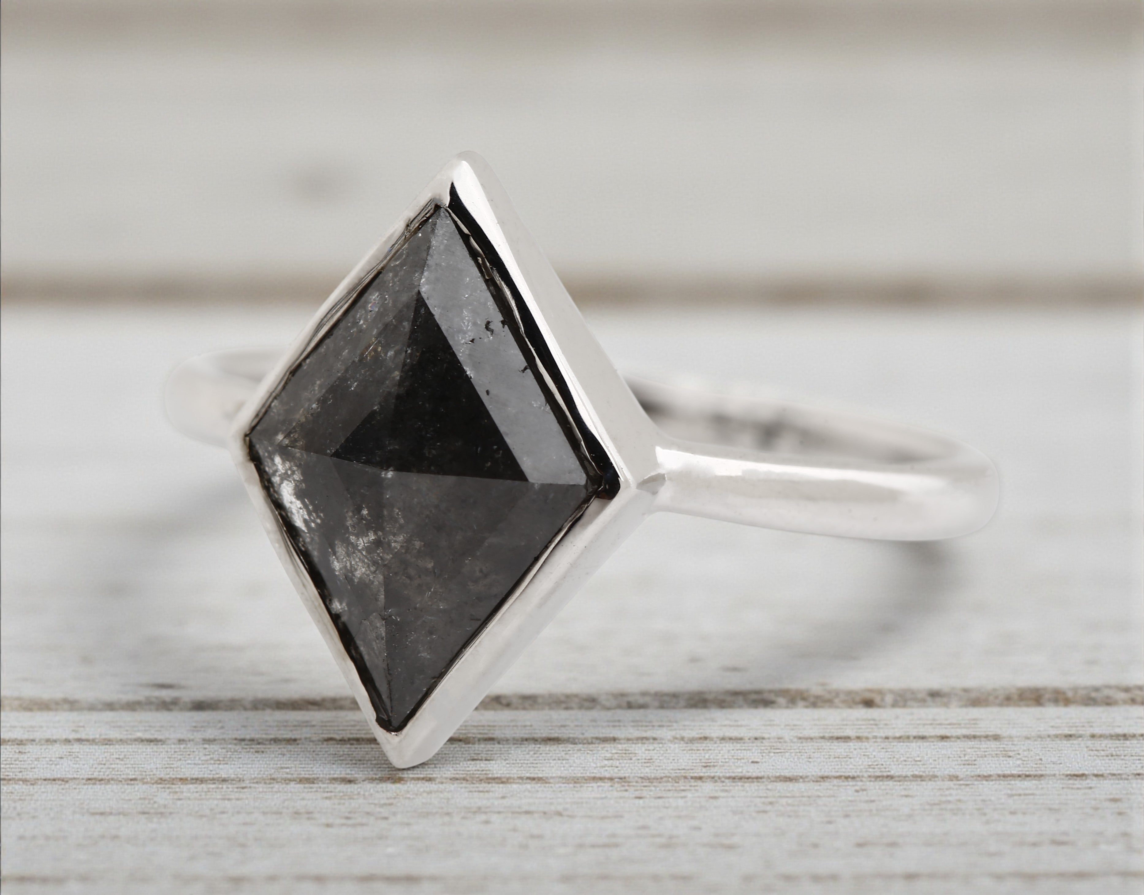 Salt and Pepper Diamond Ring, 14K Gold Engagement Bezel Ring, Natural Gray Kite Diamond Ring, Gift for Women