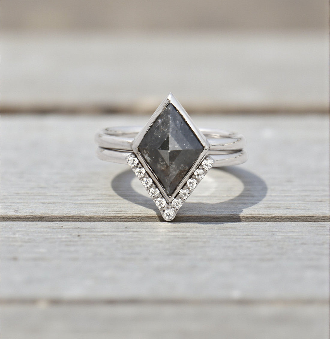Salt and Pepper Diamond Ring, 14K Gold Engagement Bezel Ring, Natural Gray Kite Diamond Ring, Gift for Women