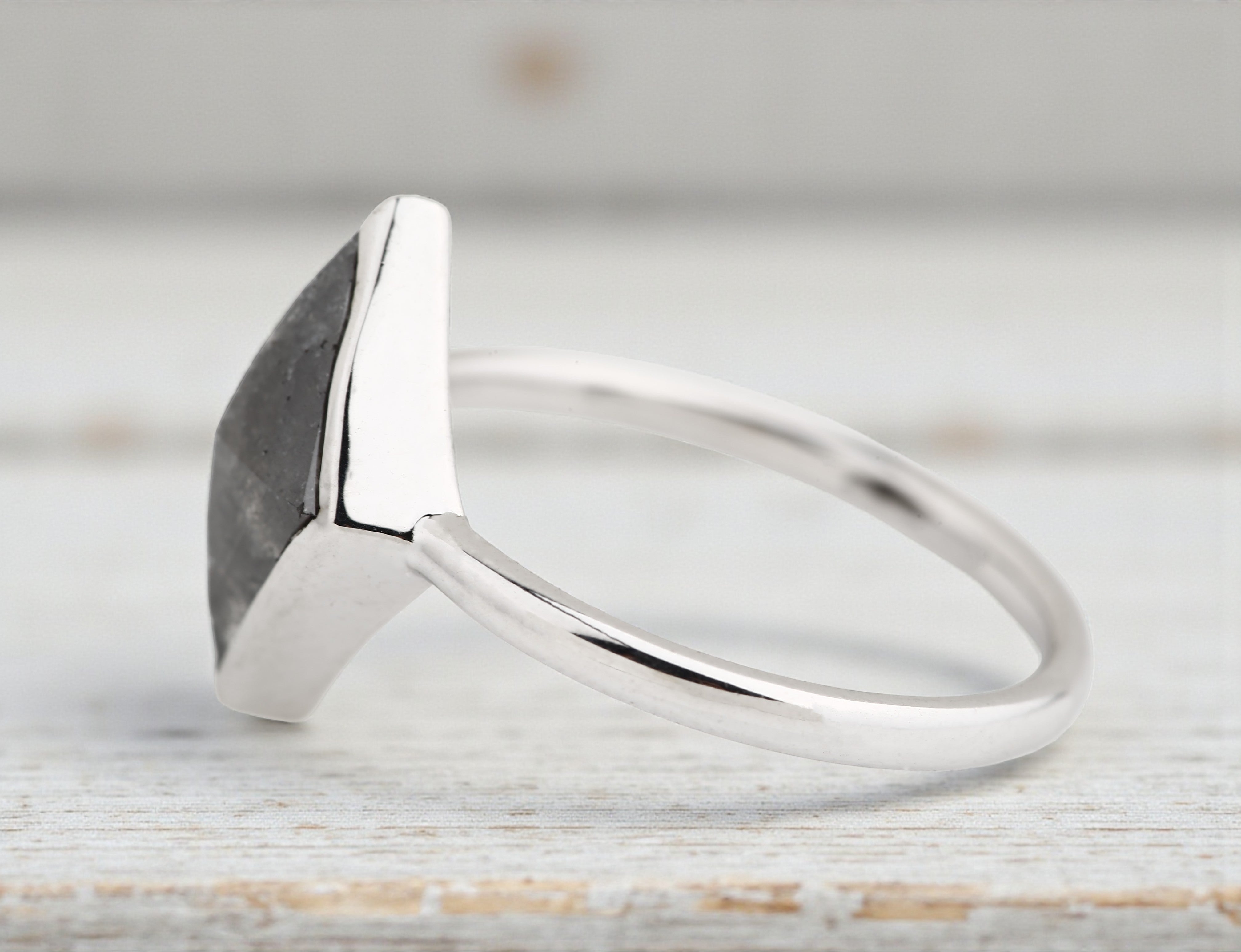 Salt and Pepper Diamond Ring, 14K Gold Engagement Bezel Ring, Natural Gray Kite Diamond Ring, Gift for Women