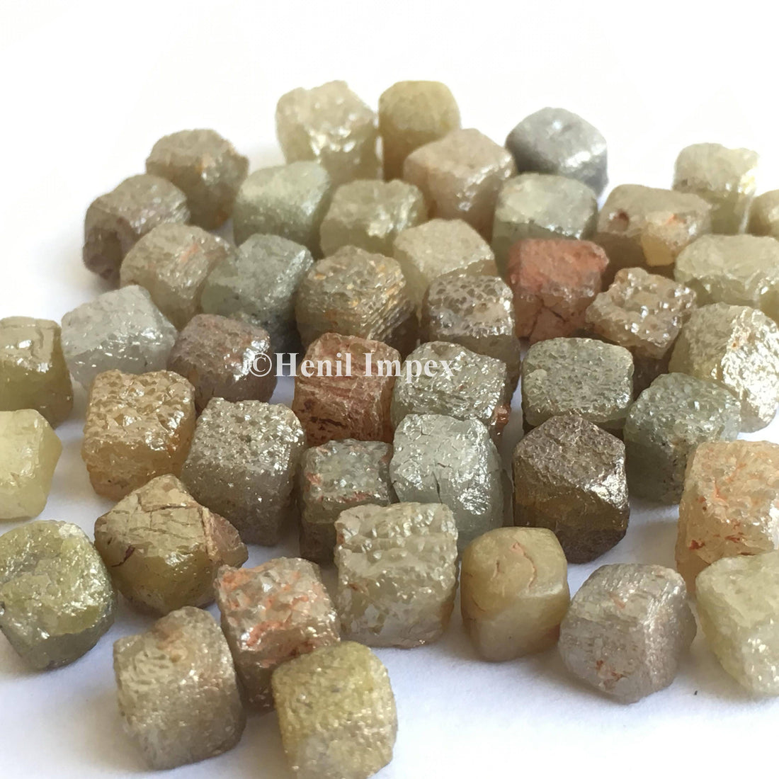 10.00+ Ct 5.00 to 7.00 MM Natural Mix Color Cube Shape Raw Rough Loose Diamond for Jewelry