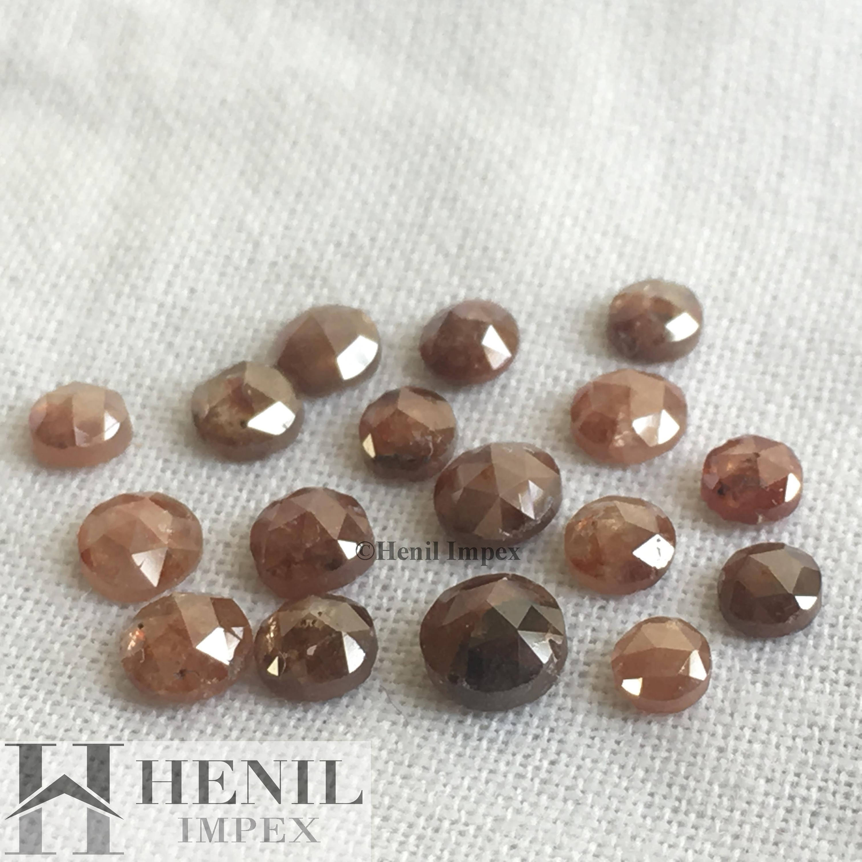 2 Pieces, 4 mm Natural Red Color Round Rose Cut Loose Diamond for Jewelry