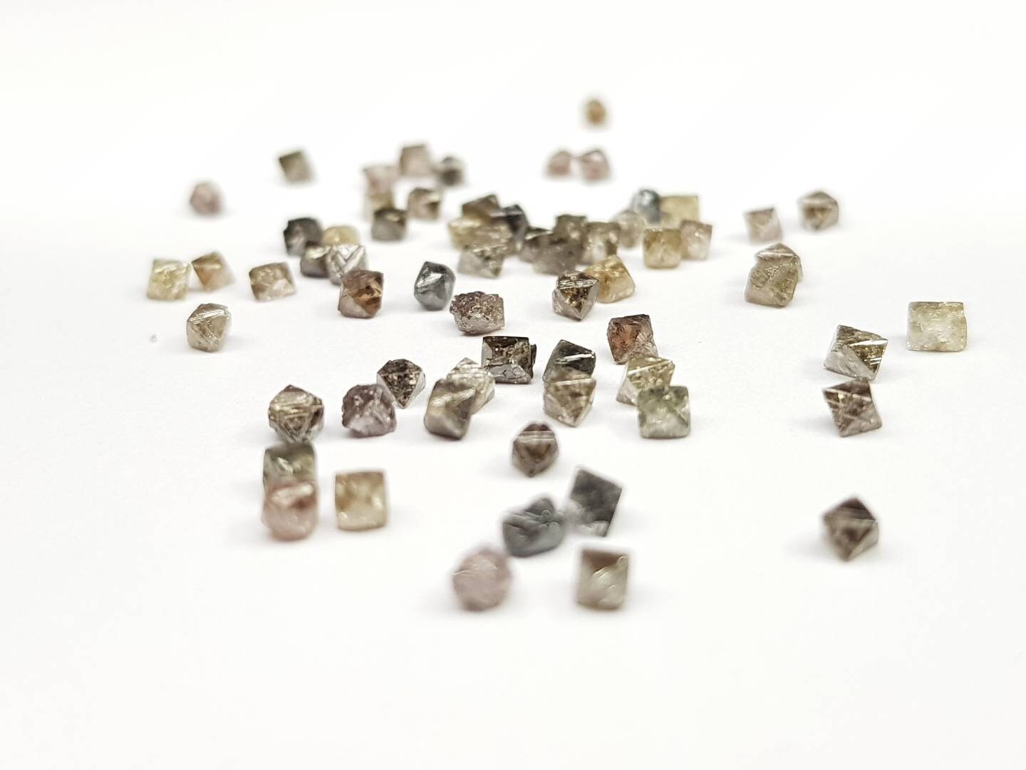 1.05 Carat Lot 1.50 to 2.50 MM Natural Crystal Brown Loose Rough Diamonds