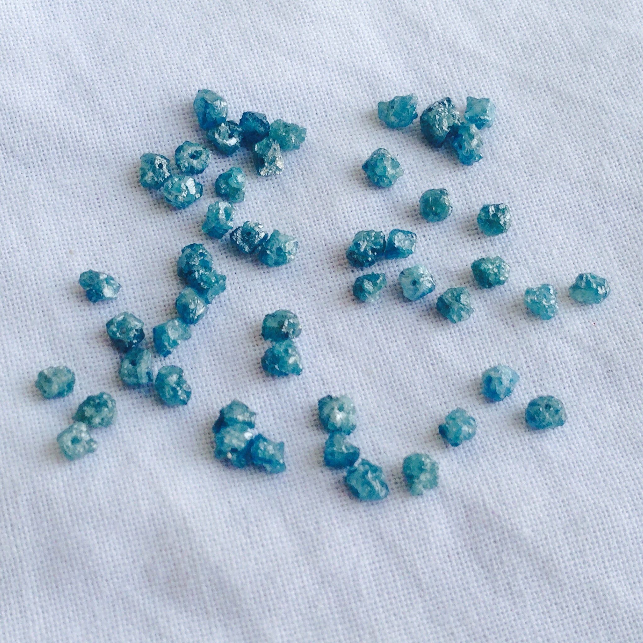 1.00 Ct 2.00-2.50 MM Natural Blue Rough Loose Diamond Beads wt Drilled Hole