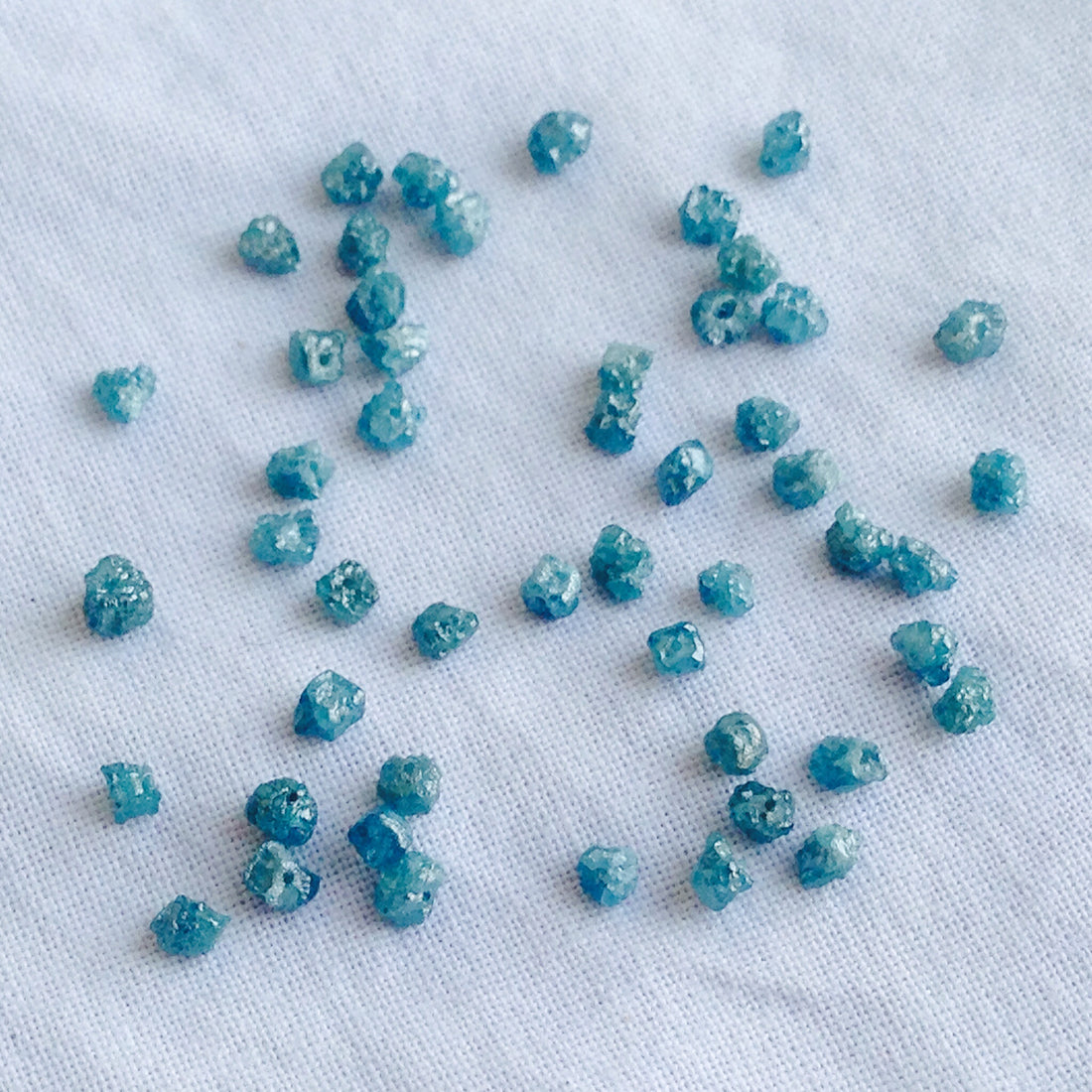 1.00 Ct 2.00-2.50 MM Natural Blue Rough Loose Diamond Beads wt Drilled Hole
