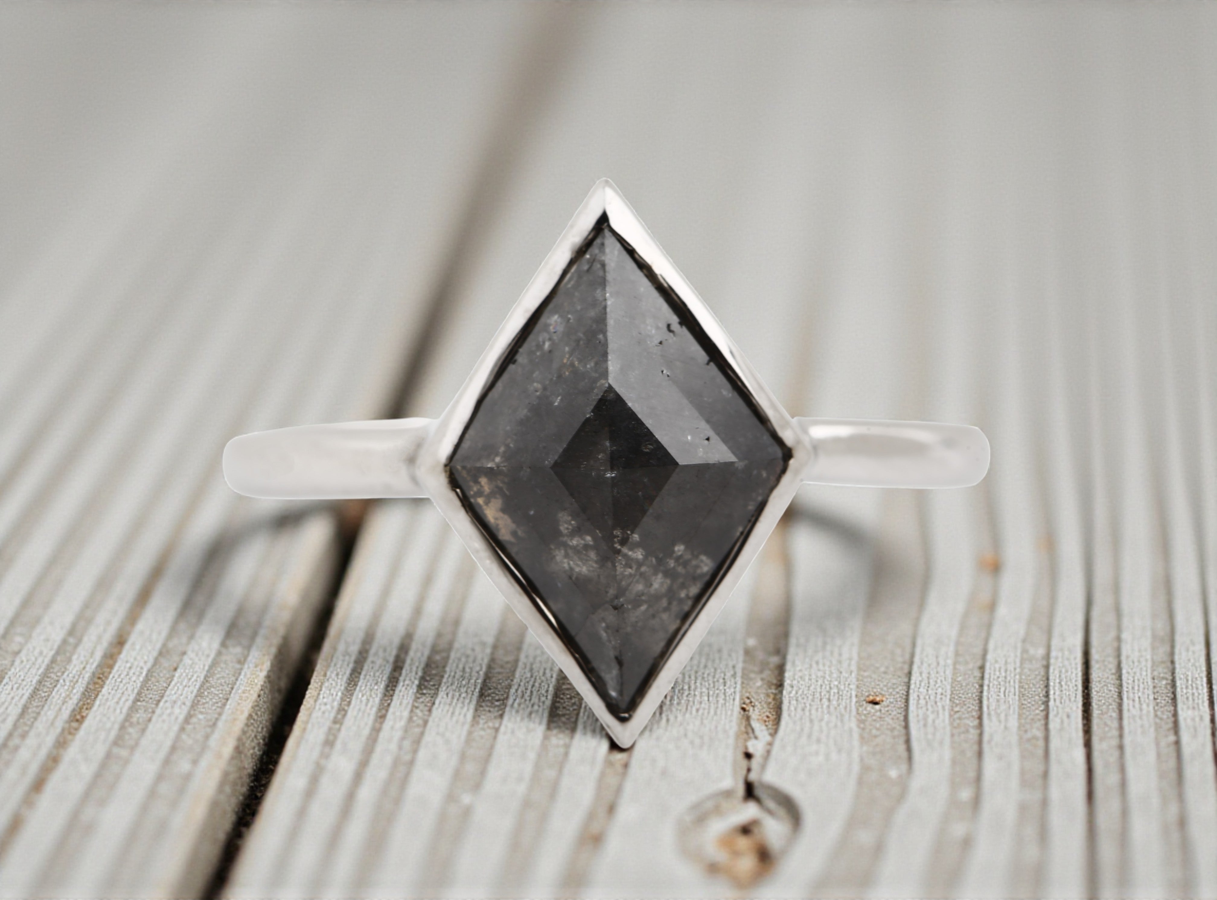 Salt and Pepper Diamond Ring, 14K Gold Engagement Bezel Ring, Natural Gray Kite Diamond Ring, Gift for Women