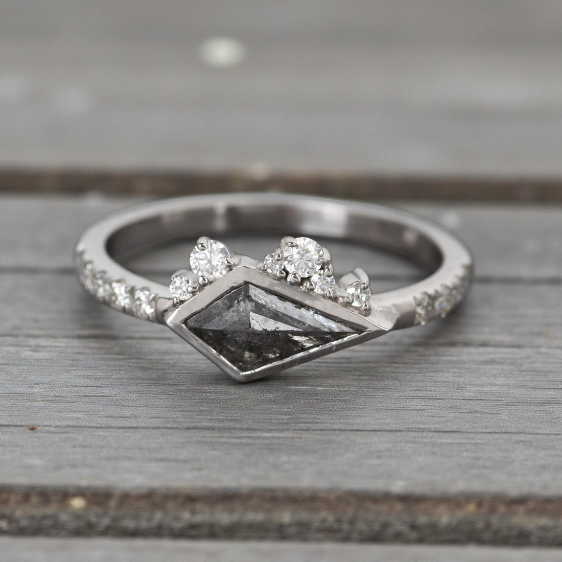 Salt and Pepper Diamond Ring, 14K Gold Engagement Ring, Natural Kite Gray Diamond Ring, Gift for Her