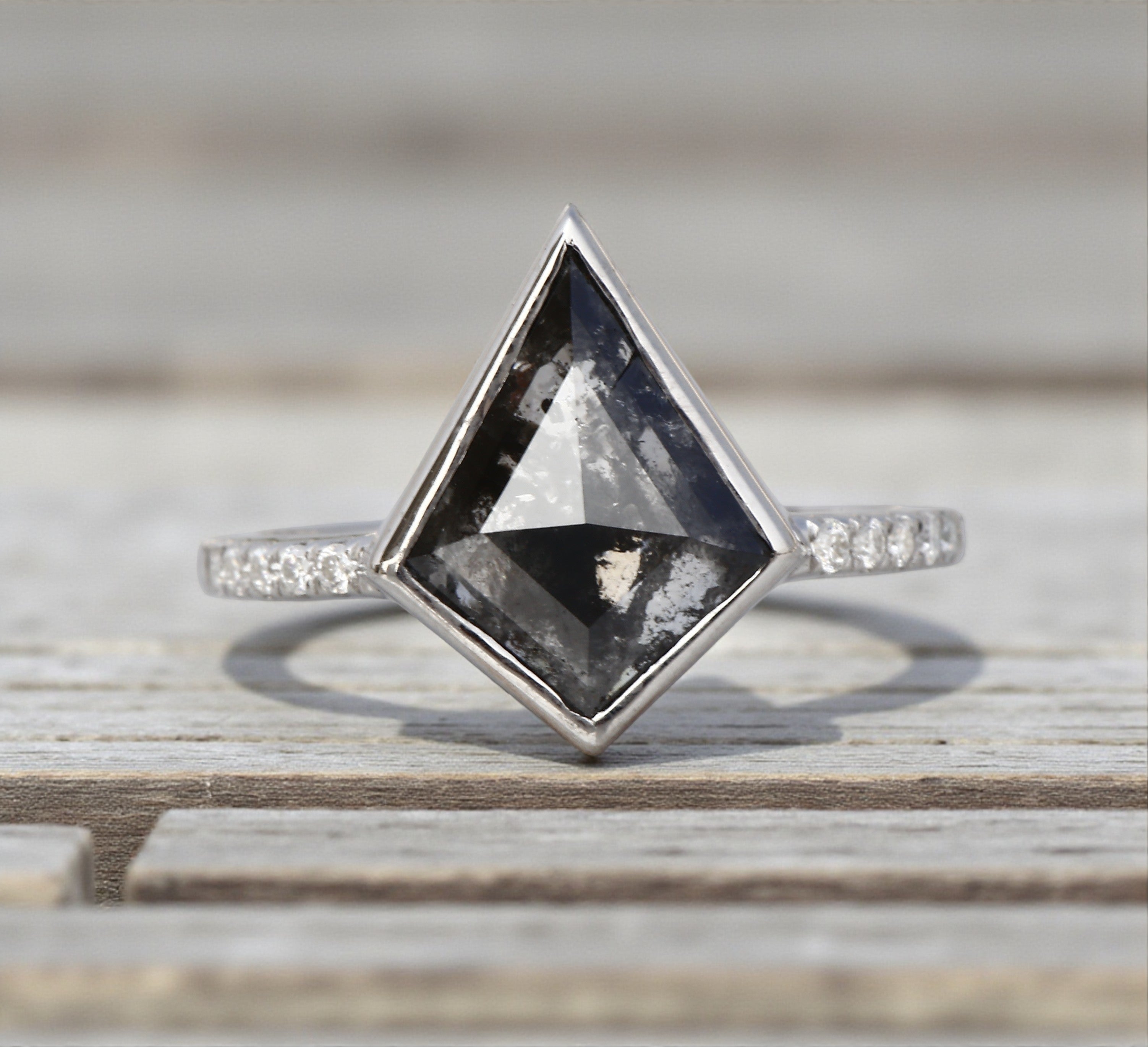 2.32 Ct Salt and Pepper Diamond Ring, 14K Gold Anniversary Ring, Natural Gray Kite Diamond Ring, Gift for Her