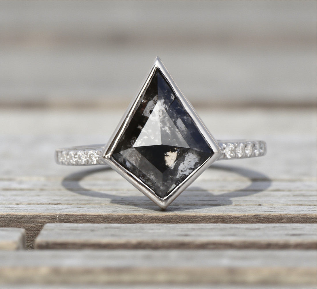 2.32 Ct Salt and Pepper Diamond Ring, 14K Gold Anniversary Ring, Natural Gray Kite Diamond Ring, Gift for Her