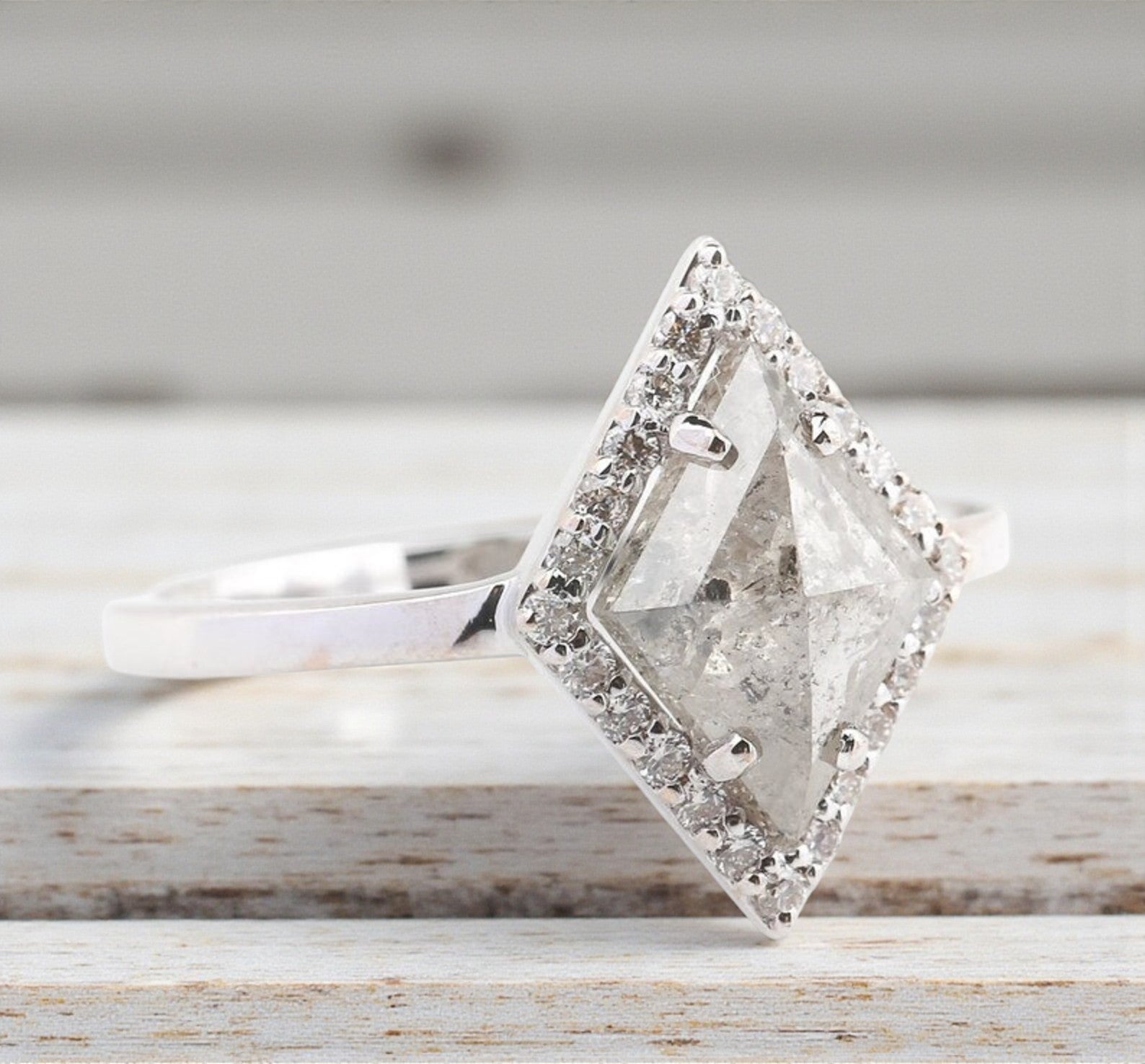 2.07 Ct Salt and Pepper Diamond Ring, 14K Gold Engagement Ring, Natural Gray Shiled Diamond Halo Ring, Gift for Her